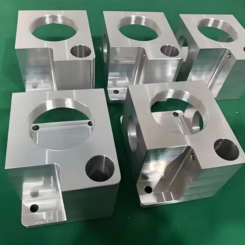 Custom CNC Milling & Turning Parts Service